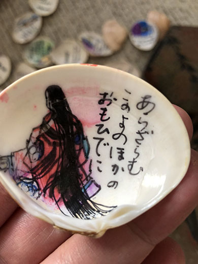 希少 桑名 はまぐり 貝あわせ 貝桶 手描き 百人一首 8組16枚 希少 桑名 はまぐり 貝あわせ 貝桶 手描き 百人一首 8組16枚