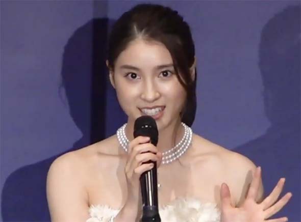 土屋太鳳土屋炎伽アメフト観戦姉妹