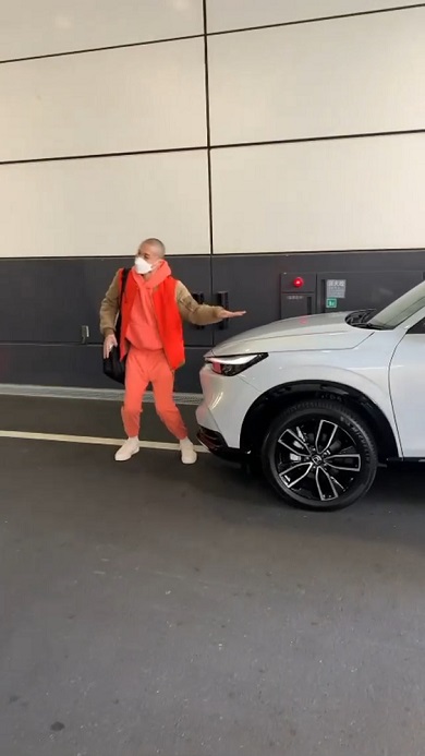 Honda VEZEL_Reply　ロイ