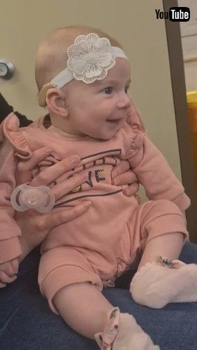 「My Baby Girl's First Time Hearing || ViralHog」