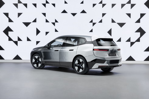 BMW iX Flow featuring E Ink