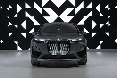 BMW iX Flow featuring E Ink