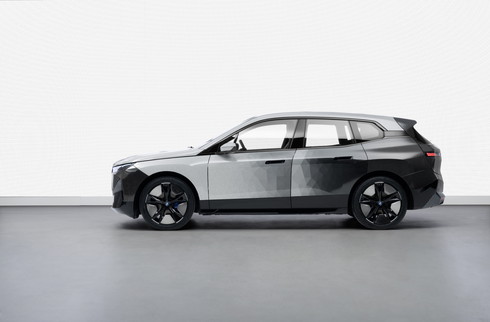BMW iX Flow featuring E Ink