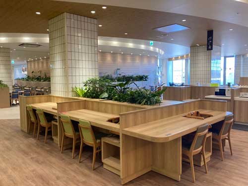 子ども用 フードコート 席 天才 赤ちゃん 向かい合う