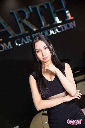 東京オートサロン コンパニオン キャンギャル コスプレイヤー 幕張メッセ 自動車 モータースポーツ