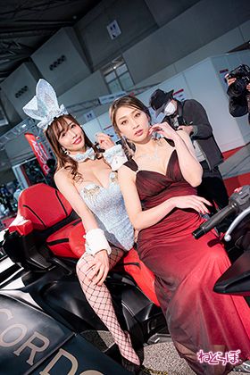 東京オートサロン コンパニオン キャンギャル コスプレイヤー 幕張メッセ 自動車 モータースポーツ