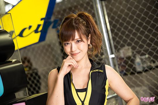 東京オートサロン コンパニオン キャンギャル コスプレイヤー 幕張メッセ 自動車 モータースポーツ