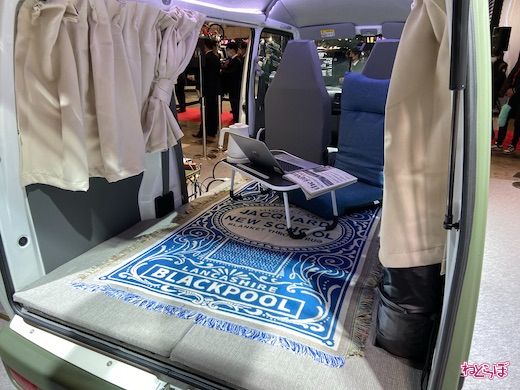 三菱自動車 東京オートサロン2022 ブース 展示 車両 写真