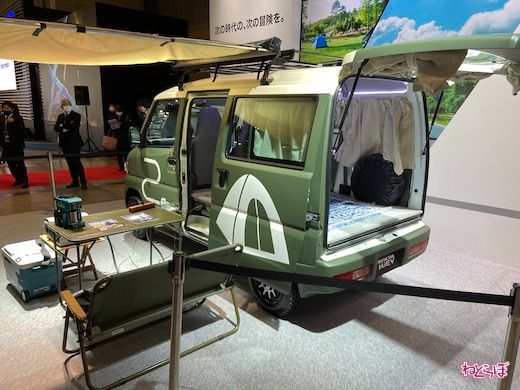 三菱自動車 東京オートサロン2022 ブース 展示 車両 写真