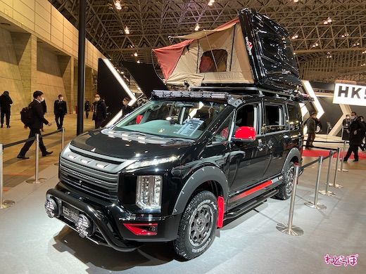 三菱自動車 東京オートサロン2022 ブース 展示 車両 写真