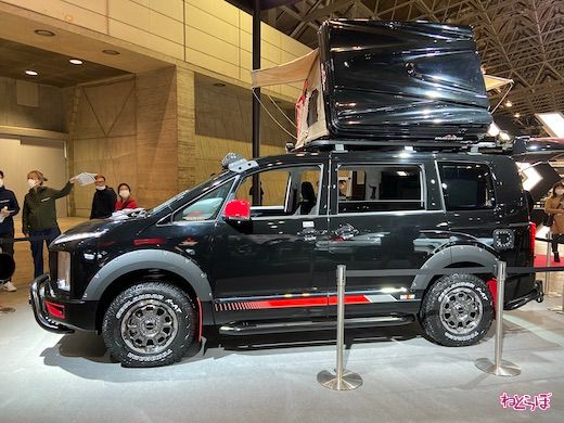 三菱自動車 東京オートサロン2022 ブース 展示 車両 写真