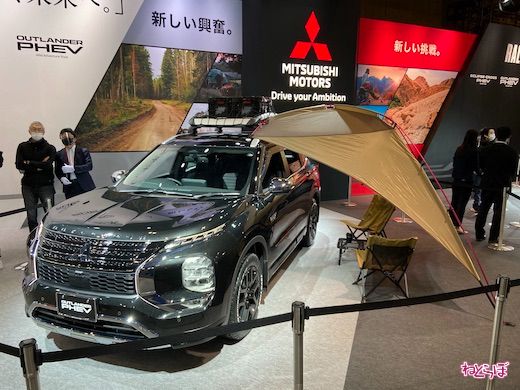 三菱自動車 東京オートサロン2022 ブース 展示 車両 写真