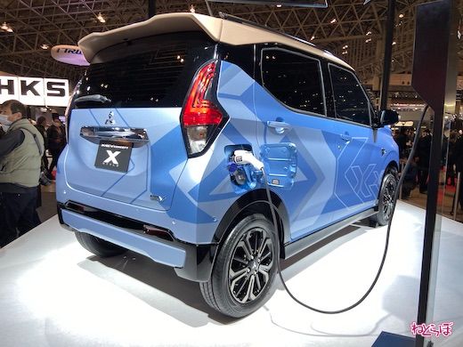 三菱自動車 東京オートサロン2022 ブース 展示 車両 写真