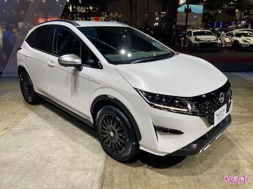 日産自動車 東京オートサロン2022 ブース 展示 車両 写真