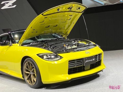 日産自動車 東京オートサロン2022 ブース 展示 車両 写真