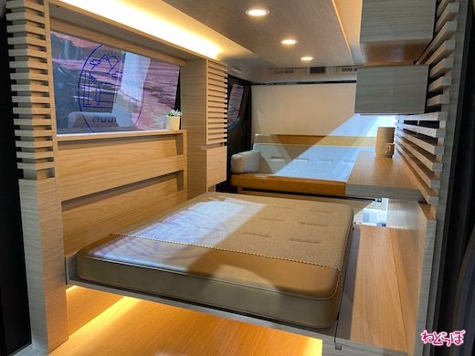 日産自動車 東京オートサロン2022 ブース 展示 車両 写真