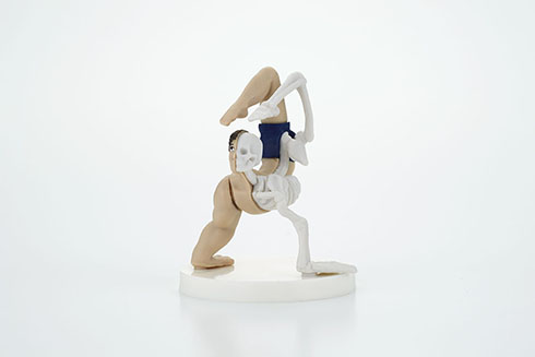 ミニチュアフィギュア「カメの甲羅はあばら骨」・アシカ人間