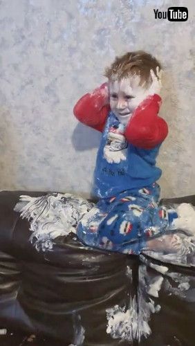 「Kids Discover Sudocrem || ViralHog」