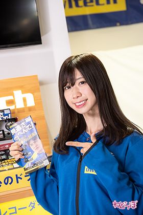東京オートサロン コンパニオン キャンギャル コスプレイヤー 幕張メッセ 自動車 モータースポーツ