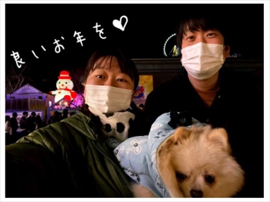 やしろ優と「笑撃戦隊」野村辰二夫妻