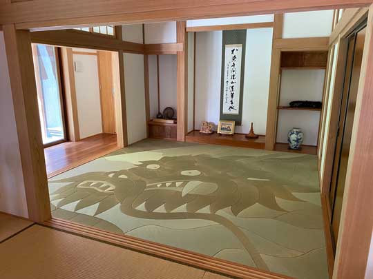 龍 畳 新潟県 本量寺 アート Kenze Yamada