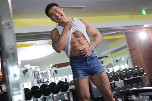 なかやまきんに君 おねがいマッスル ダンベル何キロ持てる？ Singing Cosplayer Hikari カバー MV