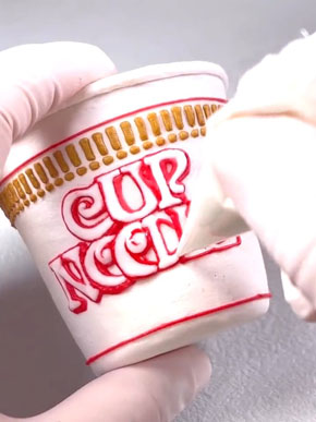 カップヌードル