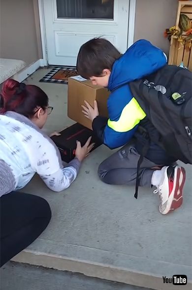 海外動画 感動 涙 男の子 boy 犬 ADHD 自閉症