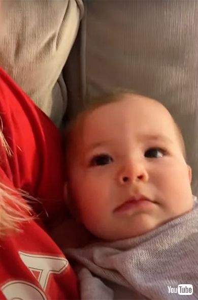 海外動画 baby 赤ちゃん ほっこり 可愛い ママ おしゃべり