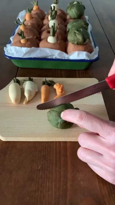Ran 畑のちぎりパン 野菜 収穫 再現 引っこ抜く 創作 パン