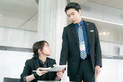 「ハケンアニメ！」吉岡里帆と柄本佑