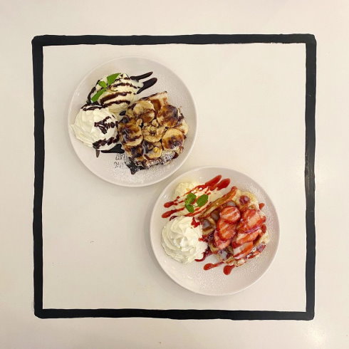 新大久保にある漫画のような2D CAFE