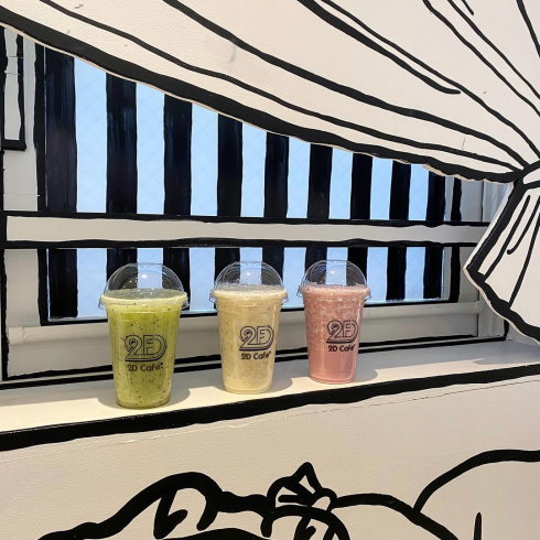 新大久保にある漫画のような2D CAFE