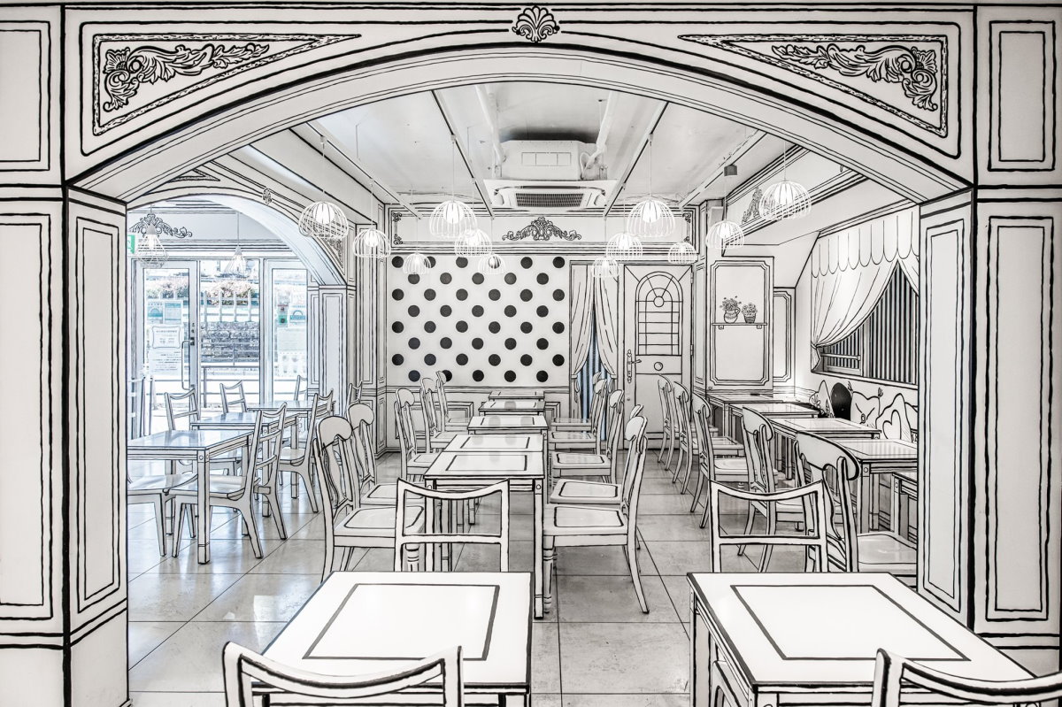 目と脳がバグりそう　内装全てが漫画の世界のような「2D CAFE」が現実離れしている