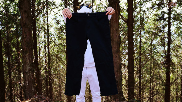 【PR】 PPIH ドン・キホーテ 情熱価格 白さ続く白 色褪せ知らずの黒 地主恵亮