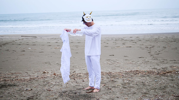 【PR】 PPIH ドン・キホーテ 情熱価格 白さ続く白 色褪せ知らずの黒 地主恵亮