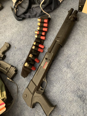 ポスカコマンドー