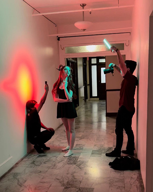 日常の景色がアーティスティックな雰囲気に　ファンタジー風に彩るフォトショ技術がすごい