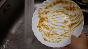 寒天を入れたカレー食べ終わったあとの皿