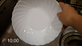 寒天を入れたカレー洗い終わった皿