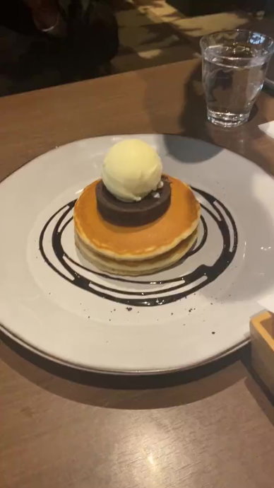 とんでもないパンケーキ