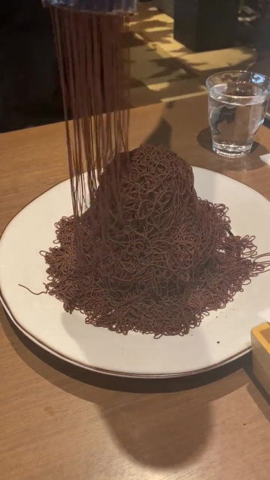 とんでもないパンケーキ