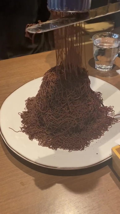 とんでもないパンケーキ