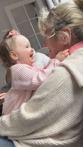 「Toddler Talks With Grandma || ViralHog」