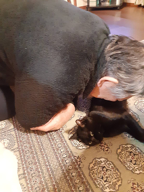 猫吸いお父さん