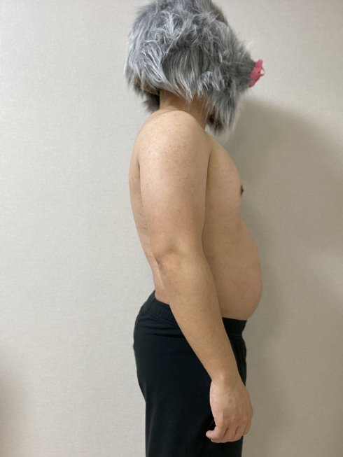 伊之助ボディになるまで毎日腹筋ローラーさん