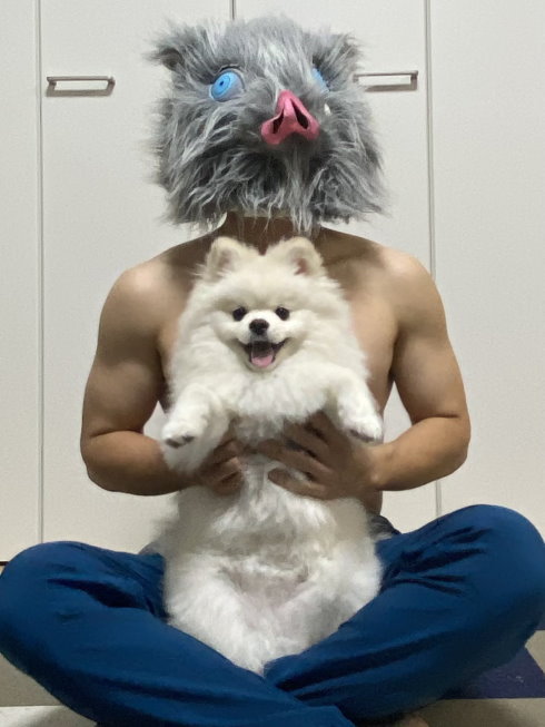 伊之助ボディになるまで毎日腹筋ローラーさん