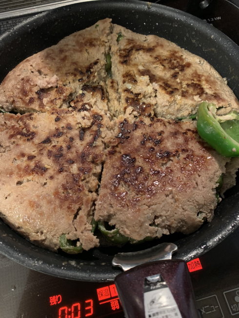 肉のピーマン詰め