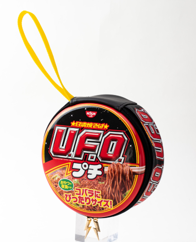 日清焼そばU.F.O. 濃い濃い濃厚ポーチBOOK