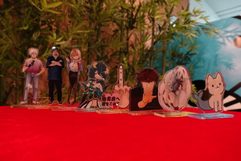 メイドインアビスグッズがつくしあきひとグッズ